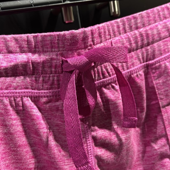 90° By Reflex Athletic shorts,elastic drawstring waist, hip pockets,lightweight - Picture 2 of 7